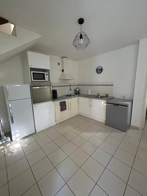 לה סאלין לה ביינס Maison A L'Ermitage מראה חיצוני תמונה